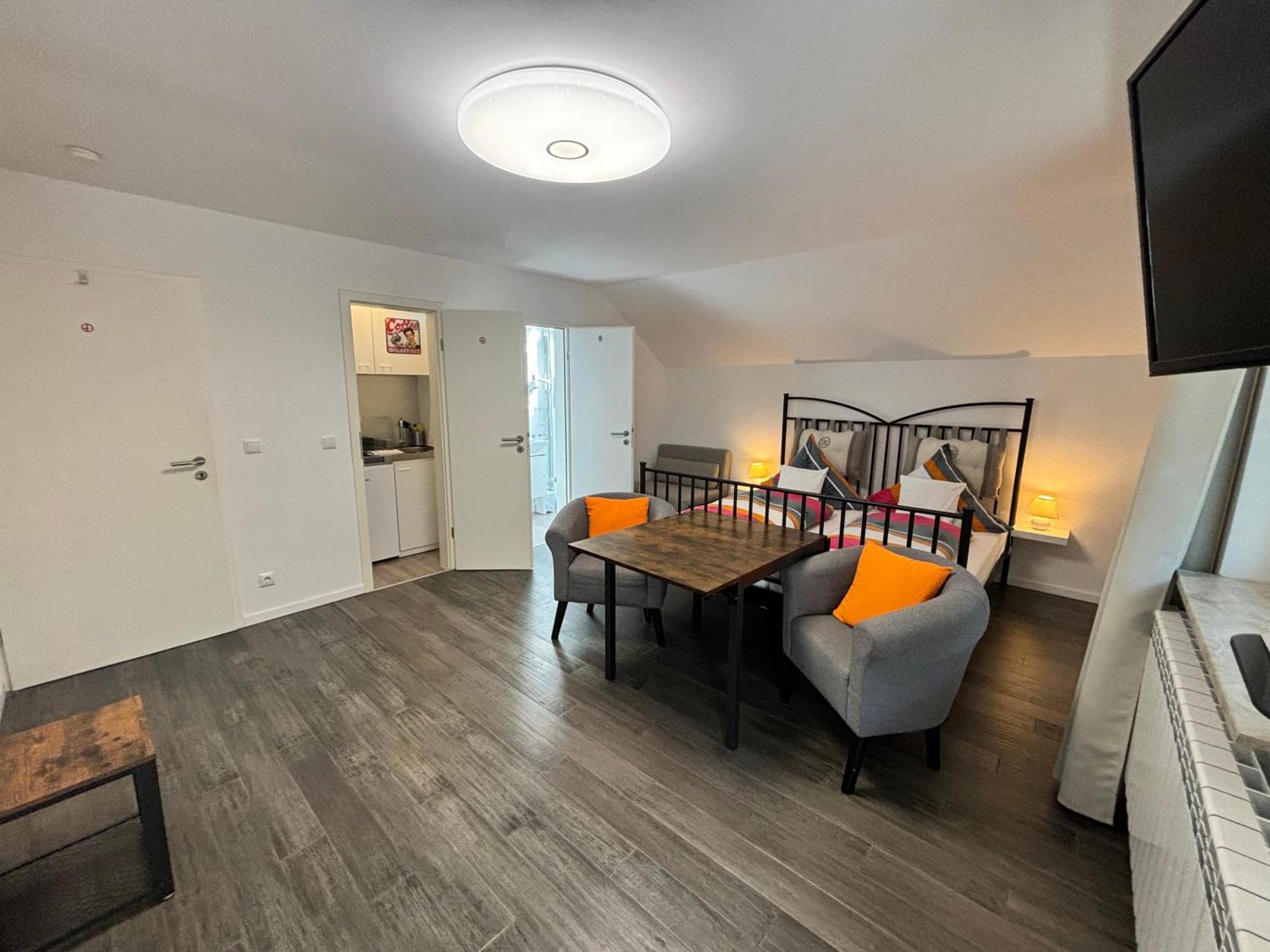 Haus Sonnenblick- Apartments Starnberg Room photo